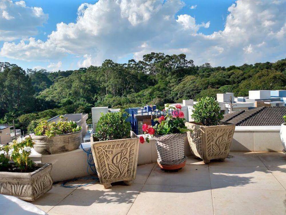 Casa de Condomínio à venda com 3 quartos, 160m² - Foto 2