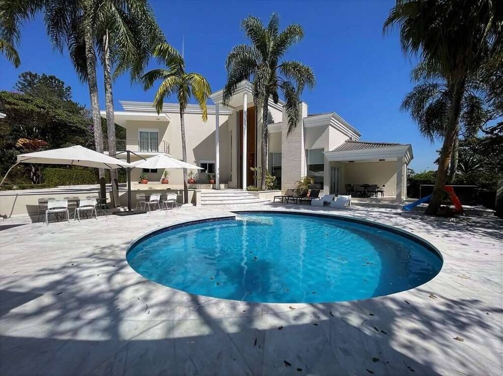 Casa de Condomínio à venda com 4 quartos, 492m² - Foto 1