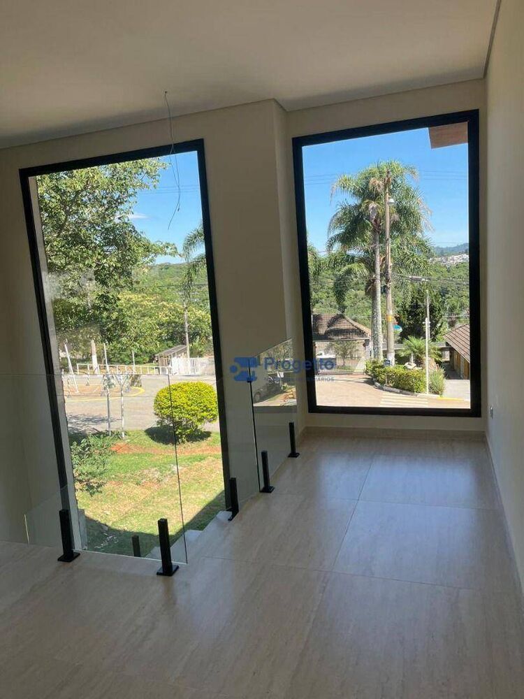 Casa de Condomínio à venda com 3 quartos, 200m² - Foto 3