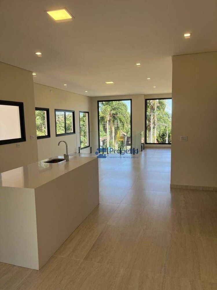 Casa de Condomínio à venda com 3 quartos, 200m² - Foto 5