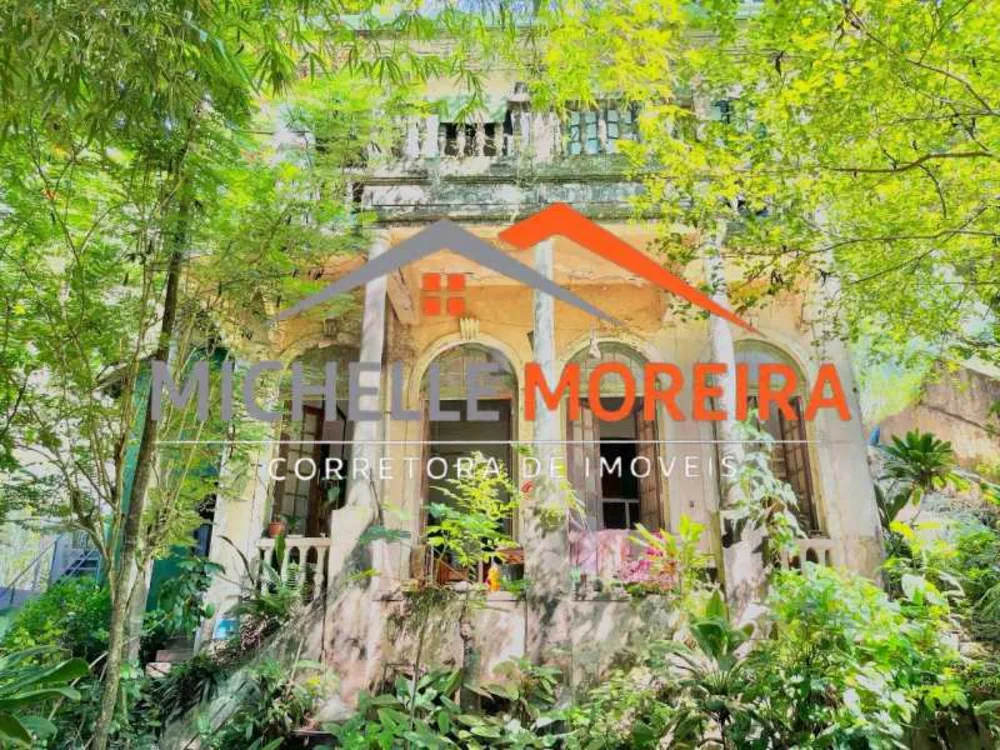 Casa, 4 quartos, 230 m² - Foto 1