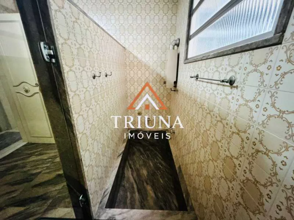 Casa, 3 quartos, 210 m² - Foto 1