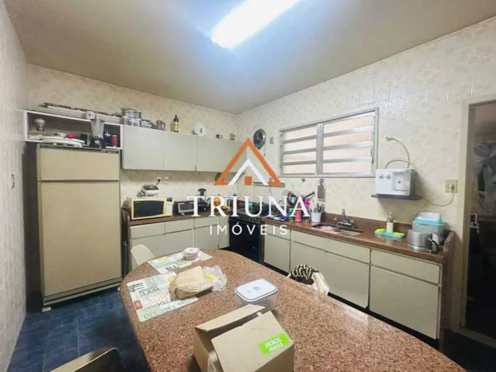 Casa, 3 quartos, 210 m² - Foto 2