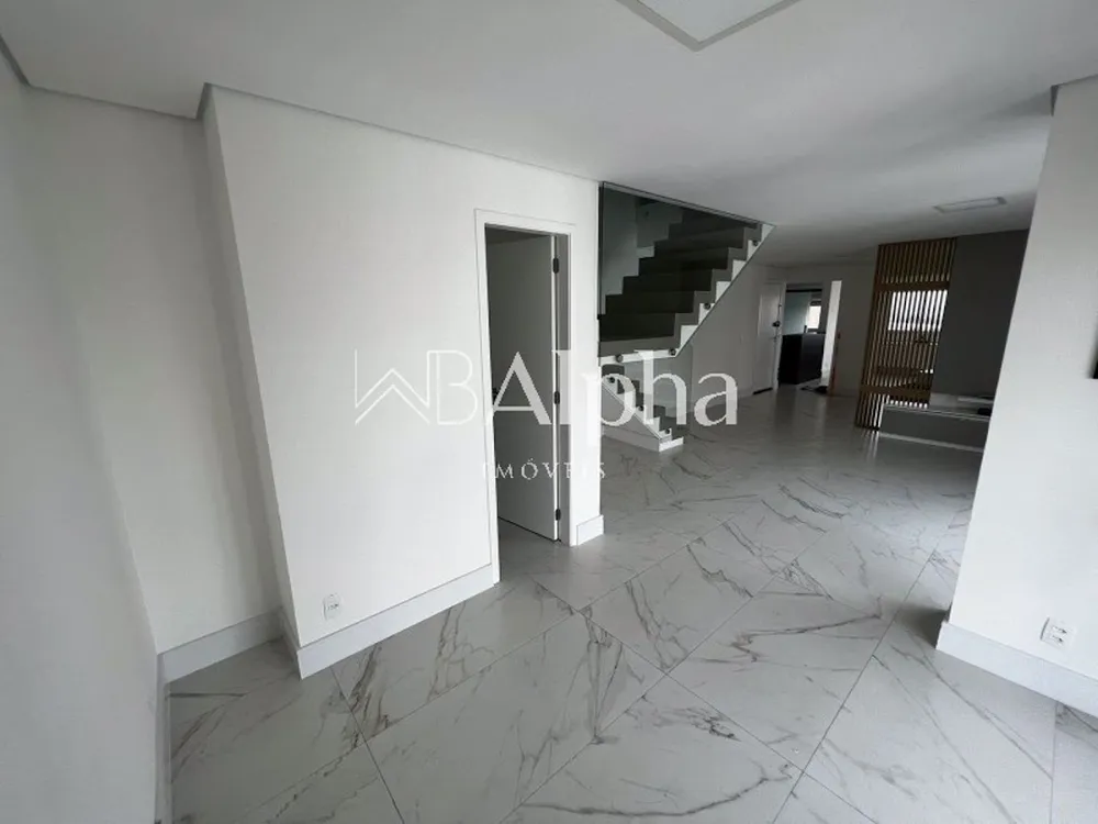 Apartamento, 3 quartos, 190 m² - Foto 2