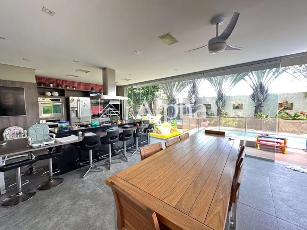 Casa, 4 quartos, 570 m² - Foto 1
