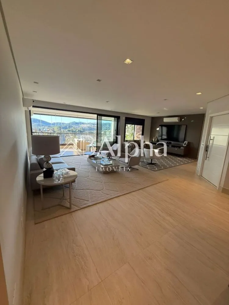 Apartamento, 3 quartos, 285 m² - Foto 1