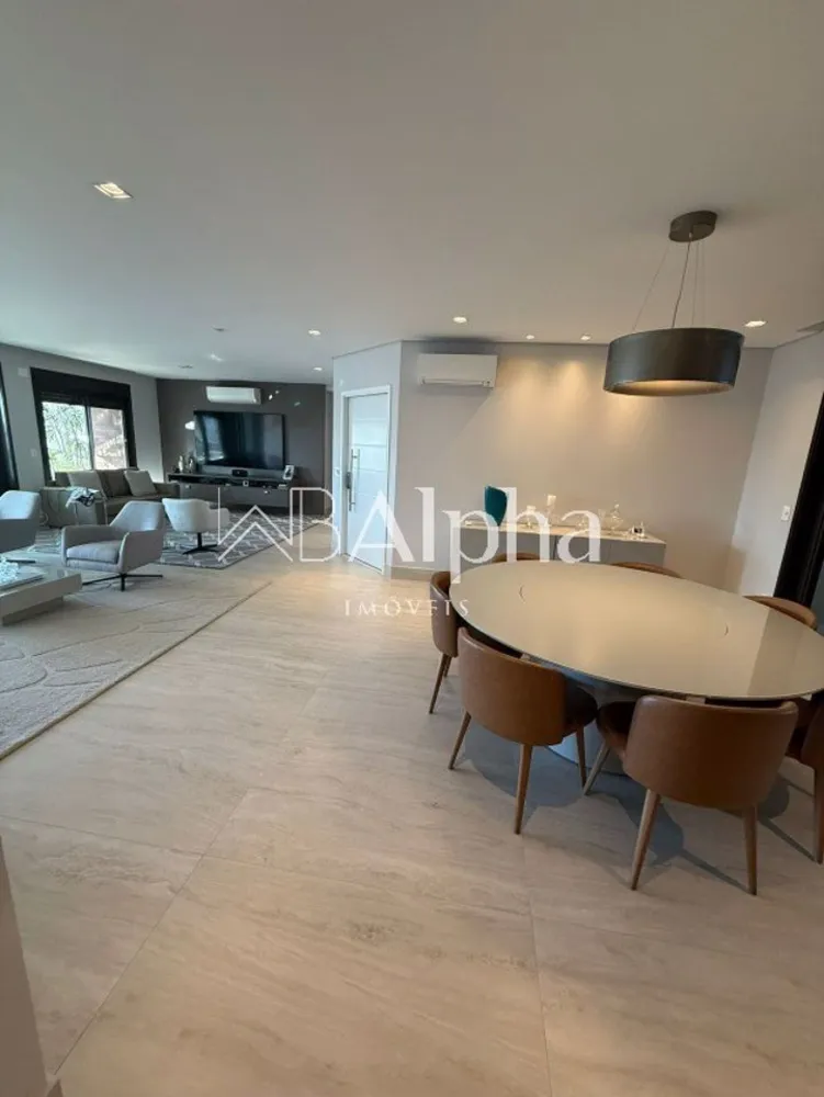 Apartamento, 3 quartos, 285 m² - Foto 2