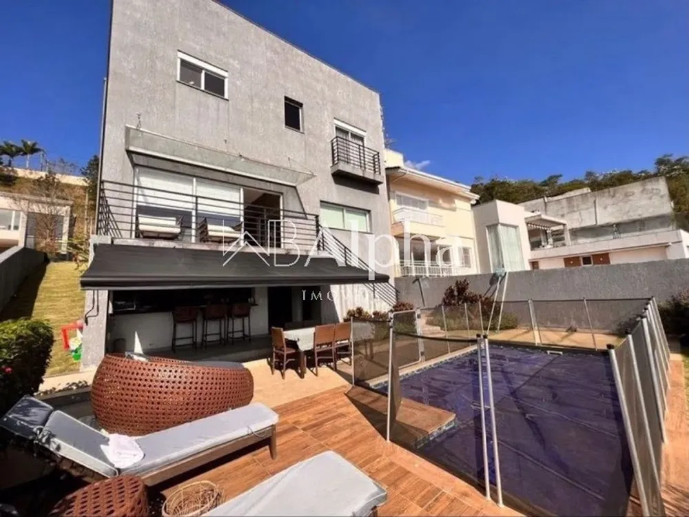Casa, 4 quartos, 315 m² - Foto 1