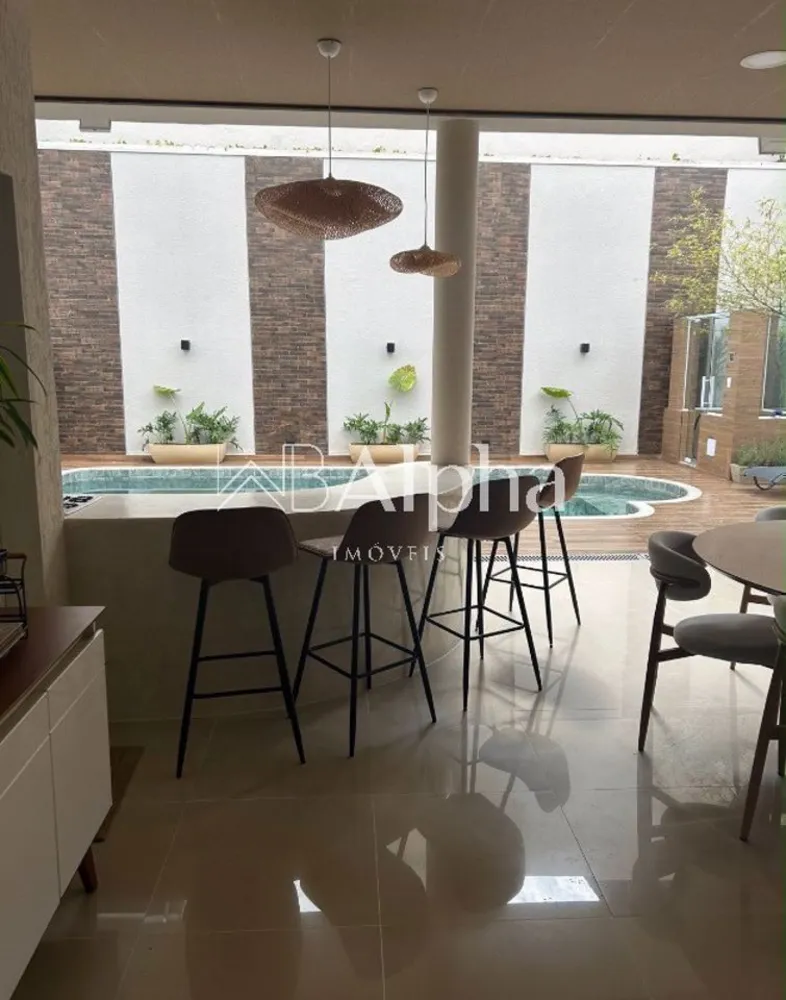 Casa, 4 quartos, 337 m² - Foto 2
