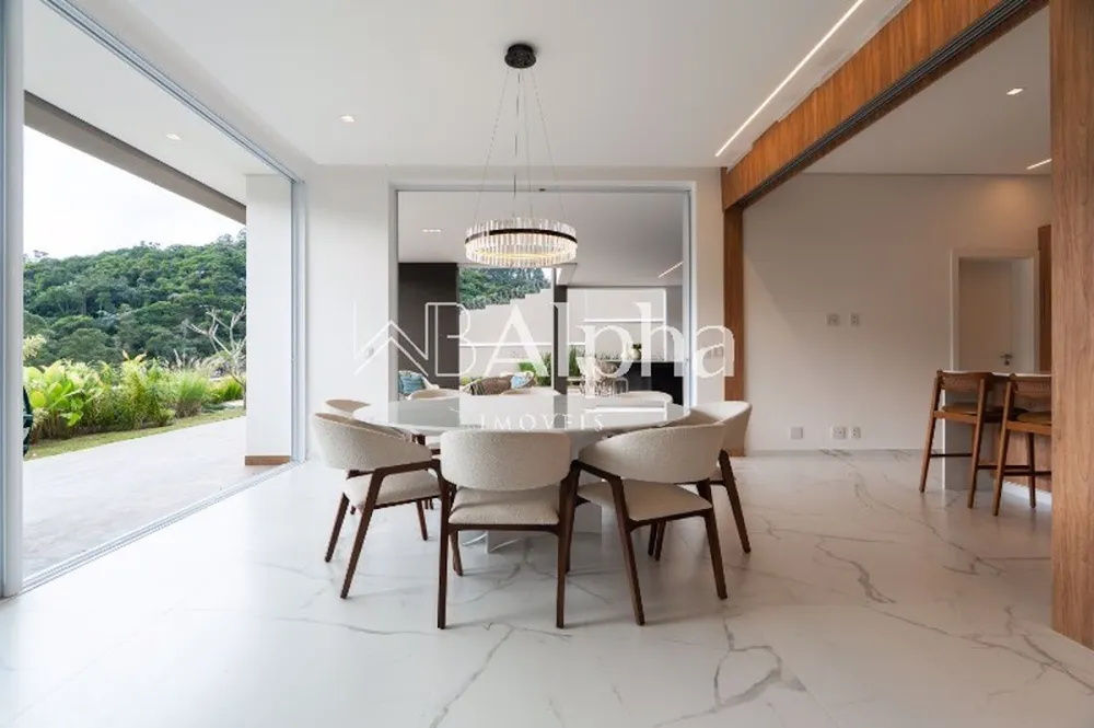 Casa, 4 quartos, 625 m² - Foto 1