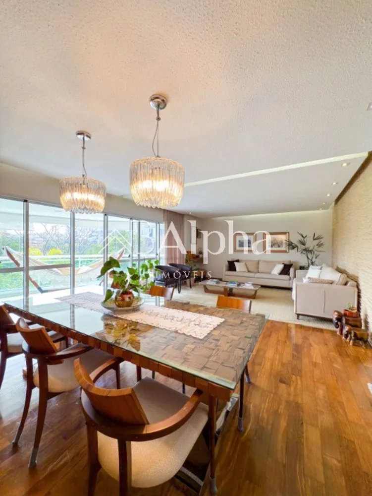 Apartamento, 4 quartos, 261 m² - Foto 1
