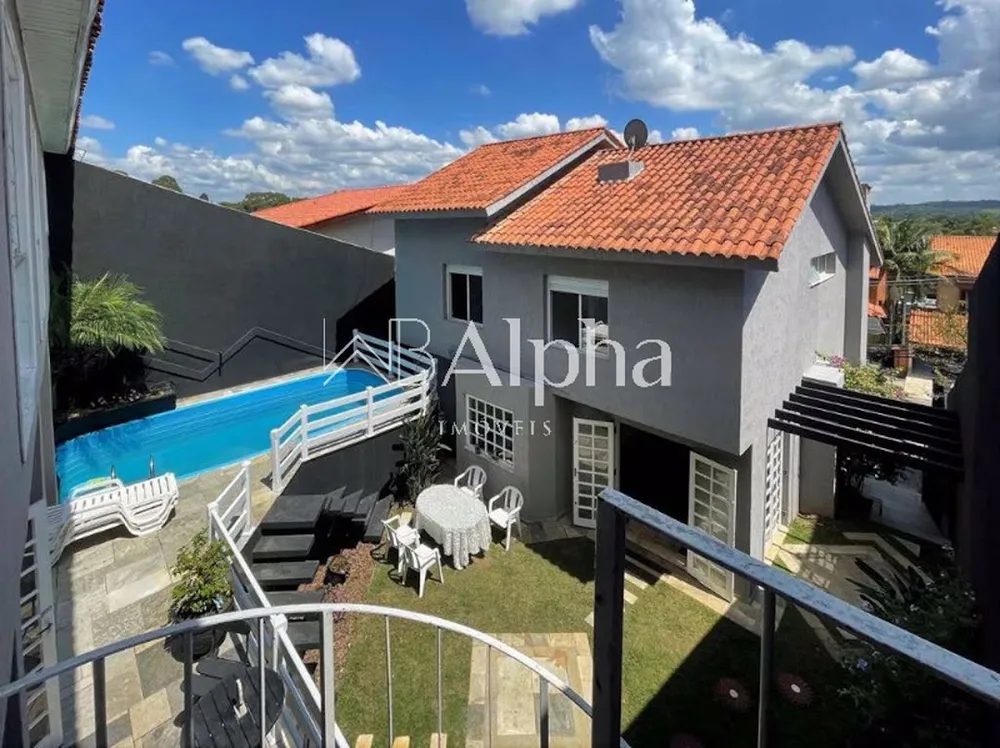 Casa, 3 quartos, 335 m² - Foto 1