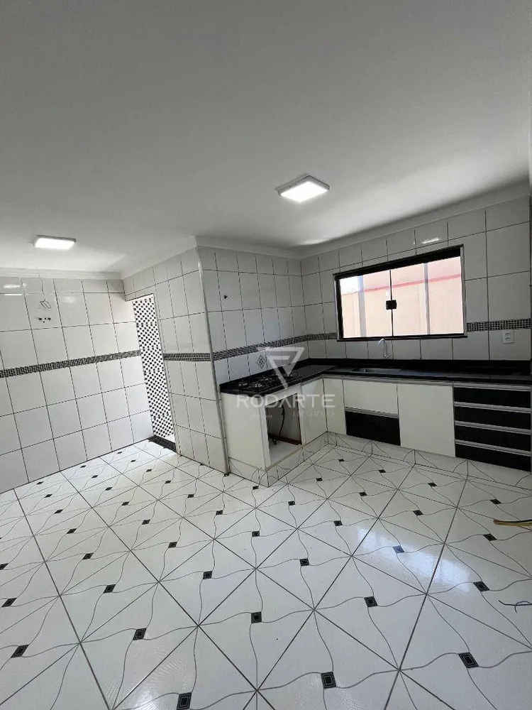 Casa, 3 quartos, 178 m² - Foto 3
