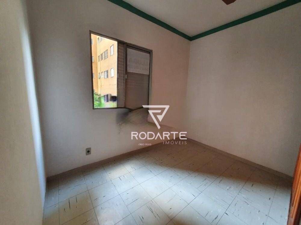 Apartamento à venda com 2 quartos, 62m² - Foto 3