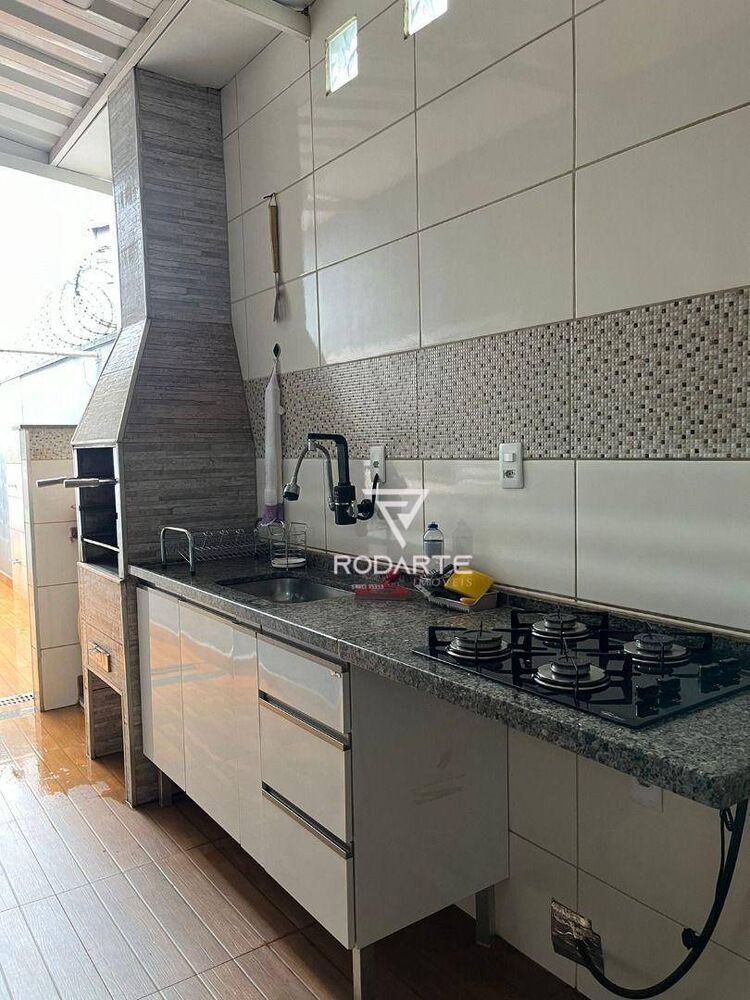Casa, 3 quartos, 124 m² - Foto 1