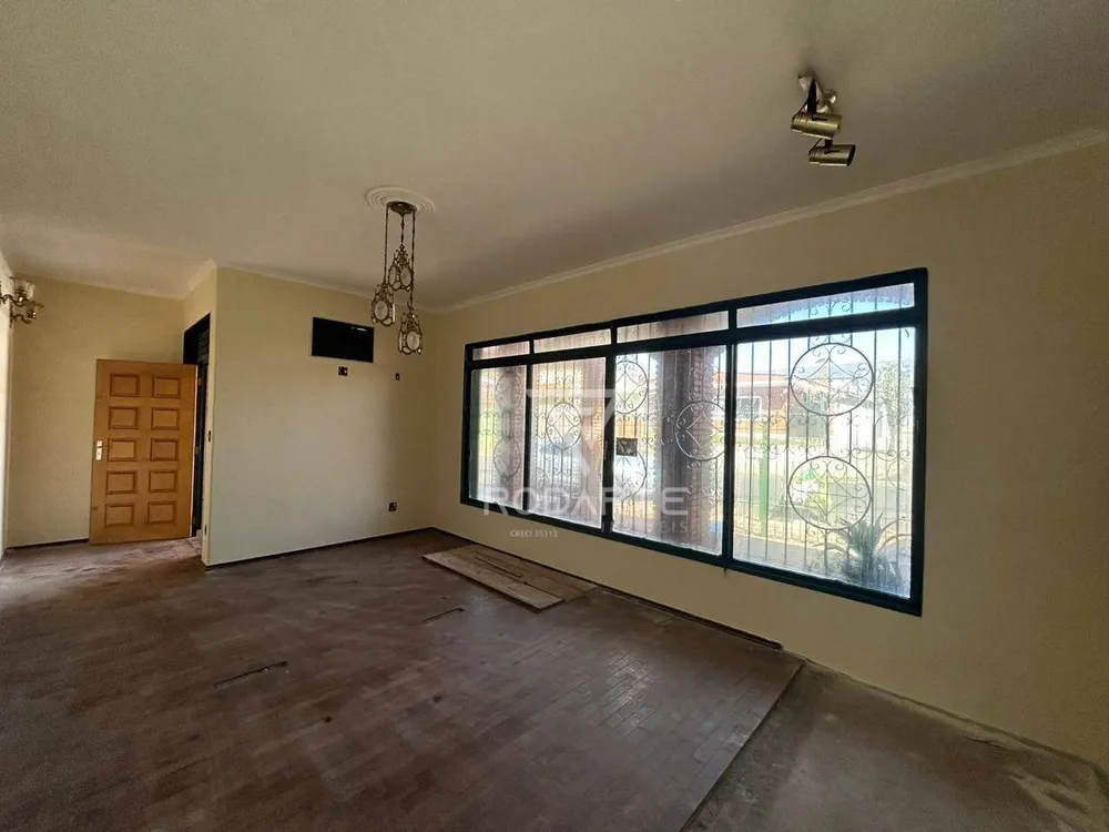 Casa, 3 quartos, 228 m² - Foto 4