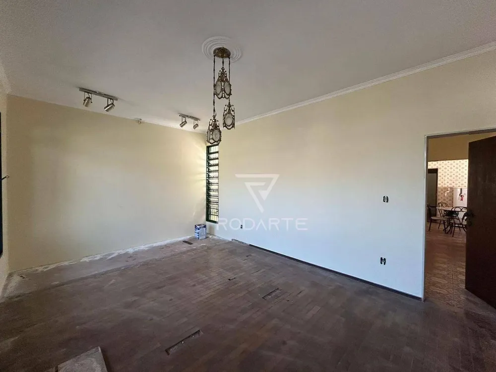 Casa, 3 quartos, 228 m² - Foto 9