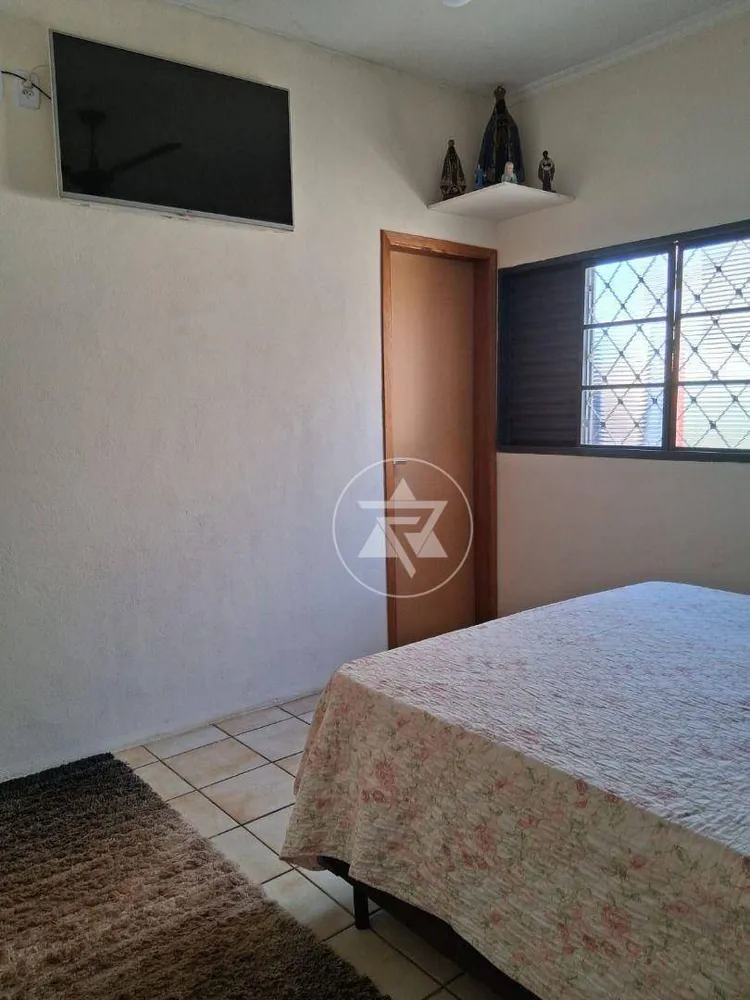 Casa, 3 quartos, 180 m² - Foto 3