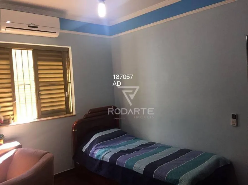 Casa, 3 quartos, 206 m² - Foto 2