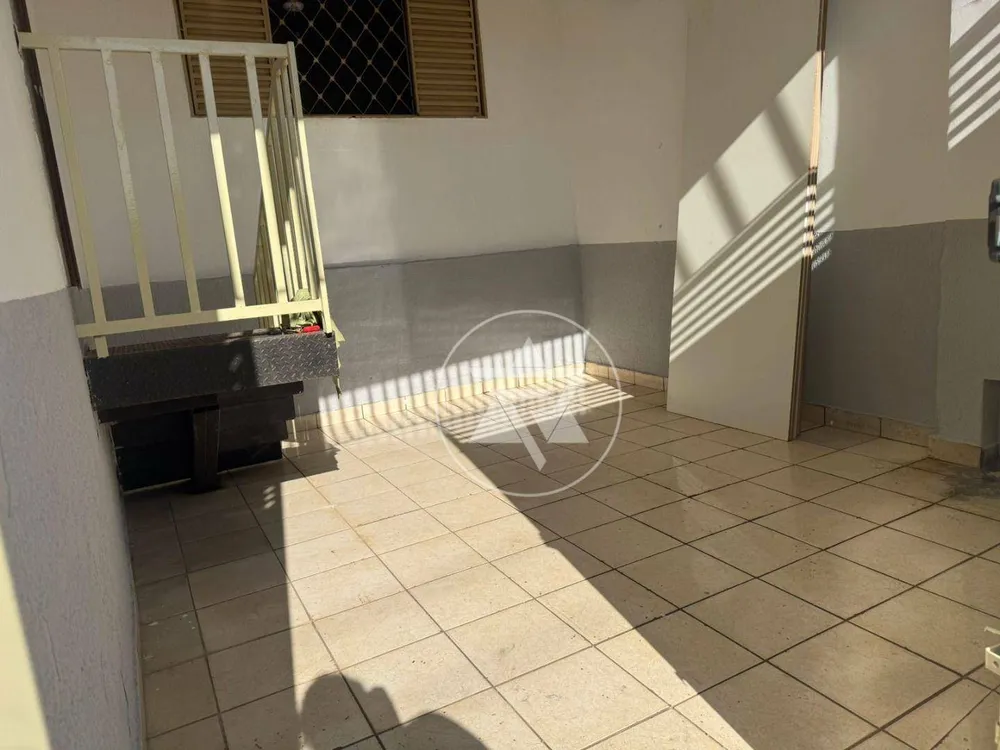 Casa, 3 quartos, 83 m² - Foto 1