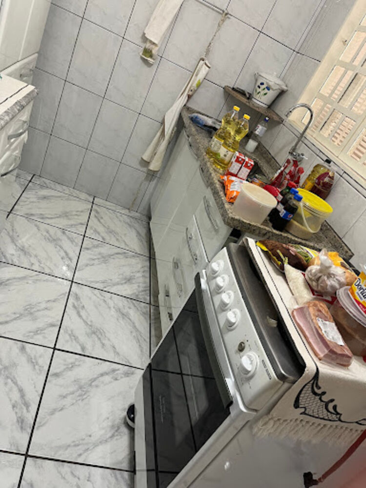 Casa à venda com 2 quartos, 50m² - Foto 3