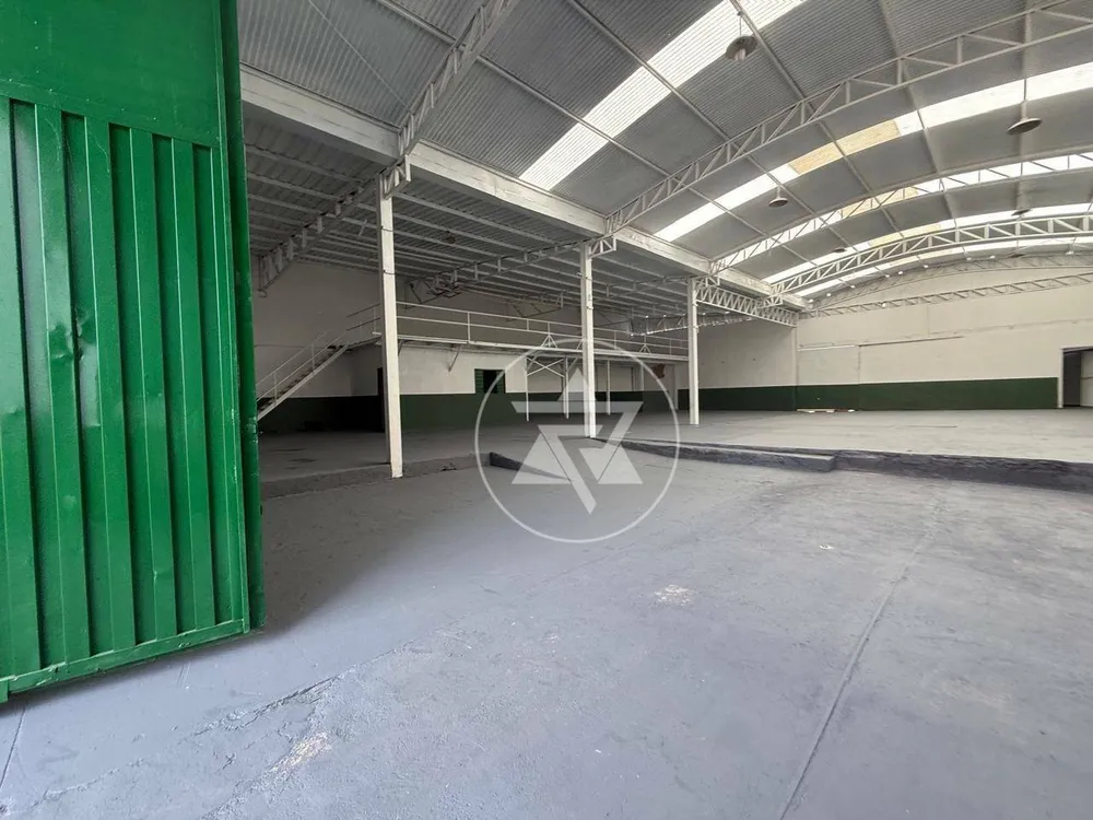 Depósito-Galpão, 680 m² - Foto 2