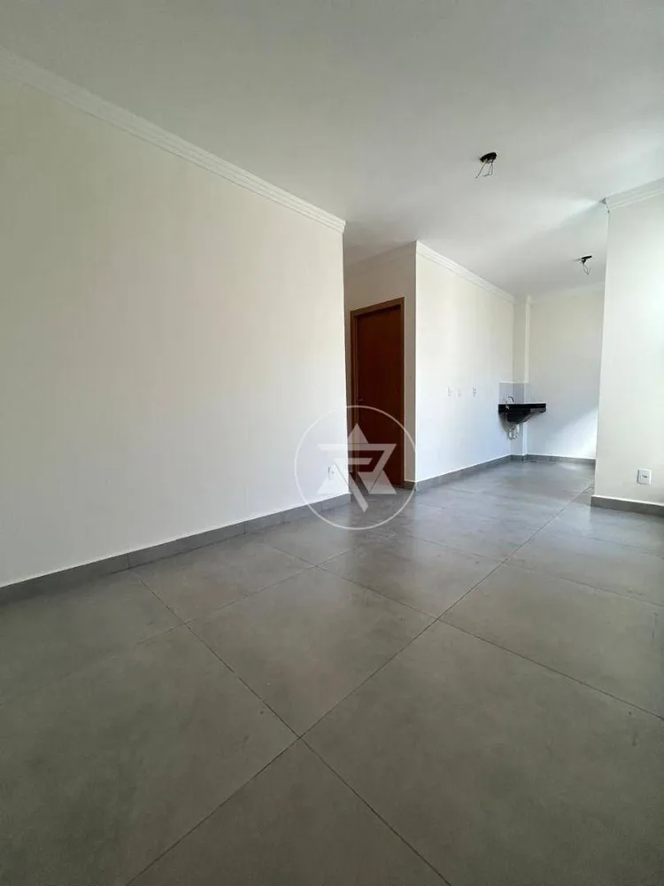 Apartamento, 2 quartos, 42 m² - Foto 2