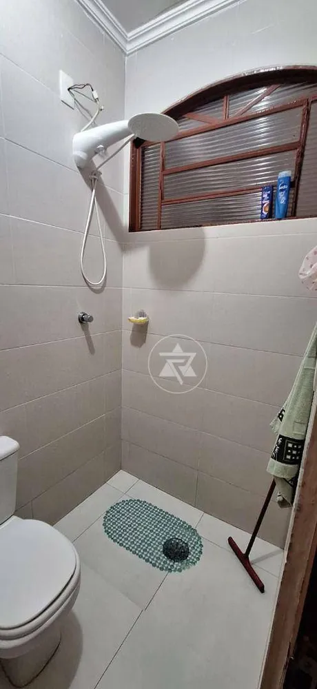 Casa, 3 quartos, 204 m² - Foto 3