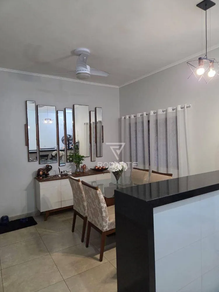 Casa, 3 quartos, 220 m² - Foto 4