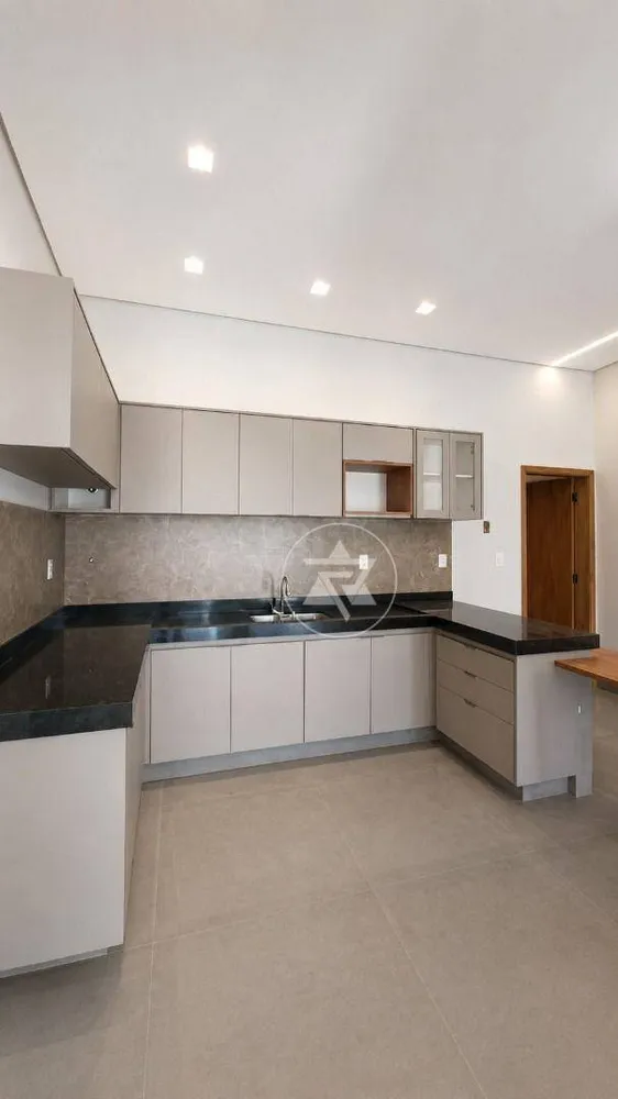 Casa, 3 quartos, 95 m² - Foto 3