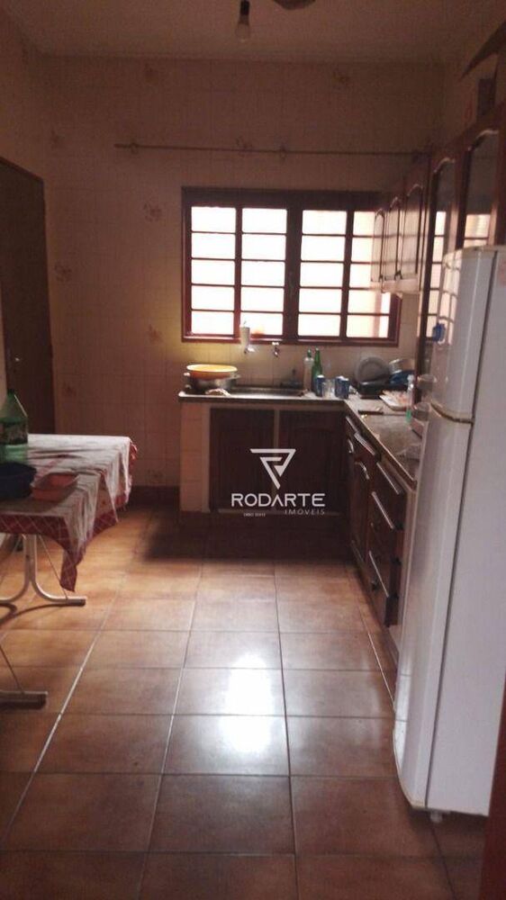 Casa, 3 quartos, 143 m² - Foto 2