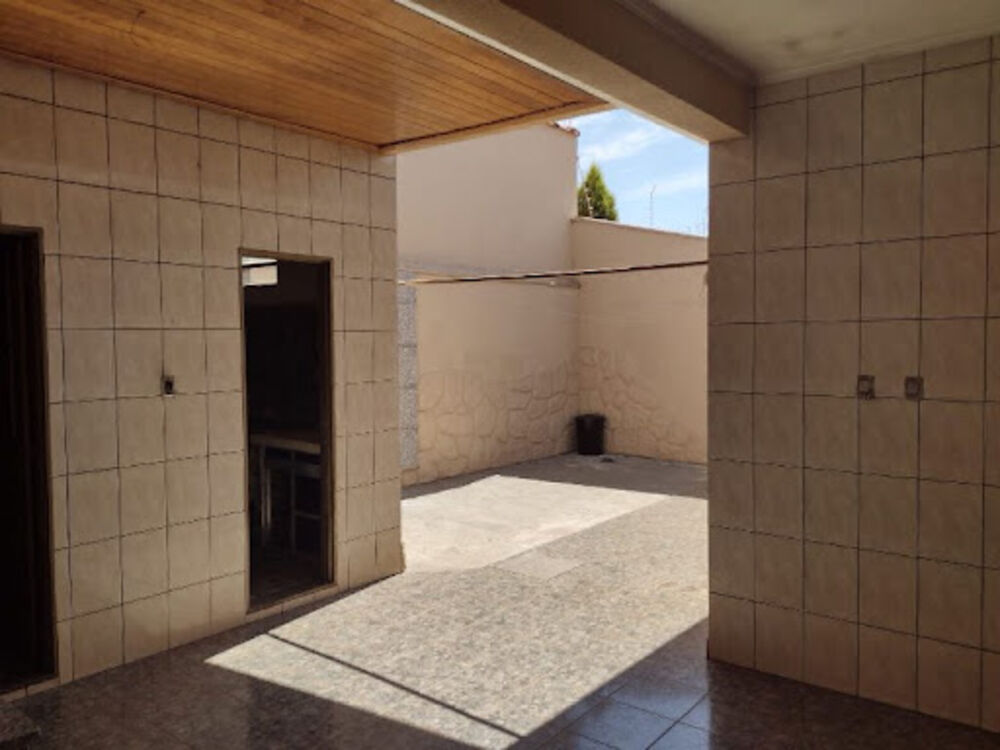 Casa, 3 quartos, 200 m² - Foto 13