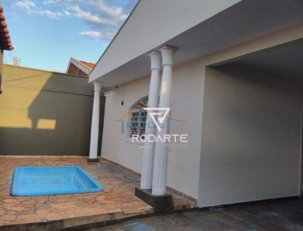 Casa à venda com 3 quartos, 170m² - Foto 1