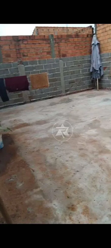 Casa, 2 quartos, 62 m² - Foto 1