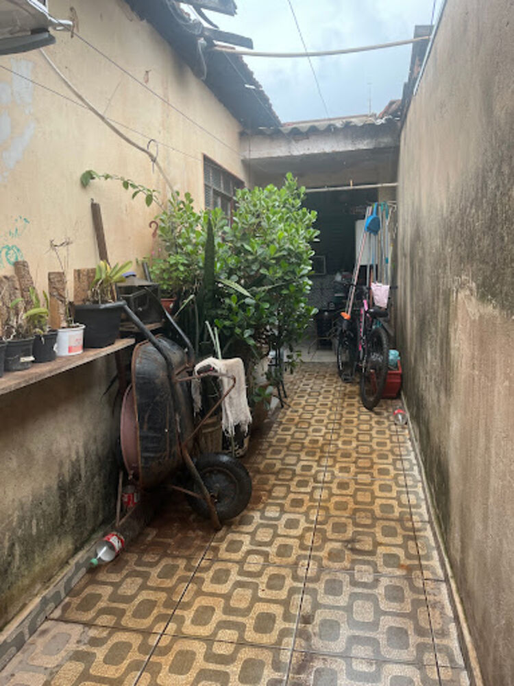 Casa à venda com 3 quartos, 180m² - Foto 6