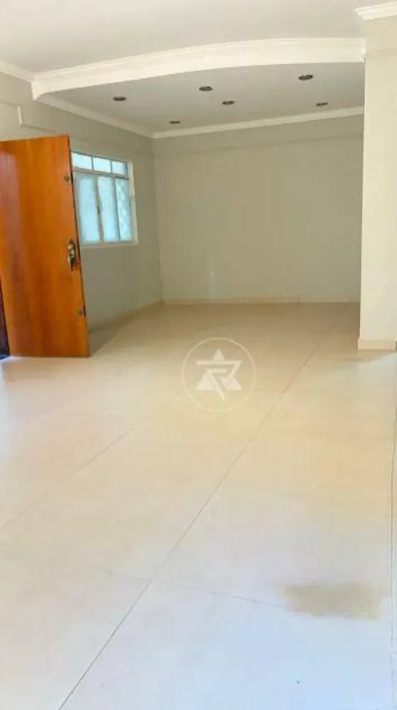 Casa, 3 quartos, 253 m² - Foto 3