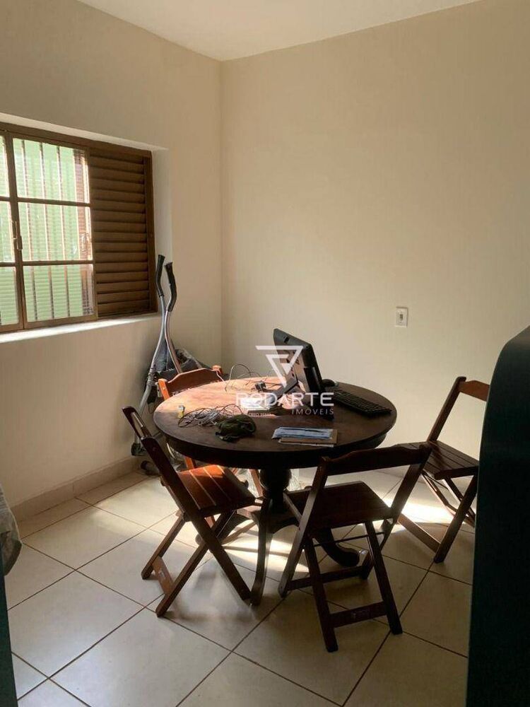 Casa, 3 quartos, 170 m² - Foto 4