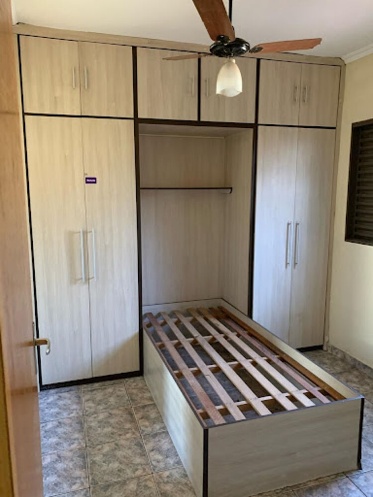 Casa à venda com 3 quartos, 145m² - Foto 3