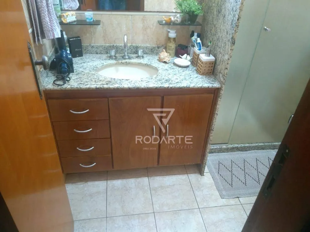 Casa, 3 quartos, 250 m² - Foto 13