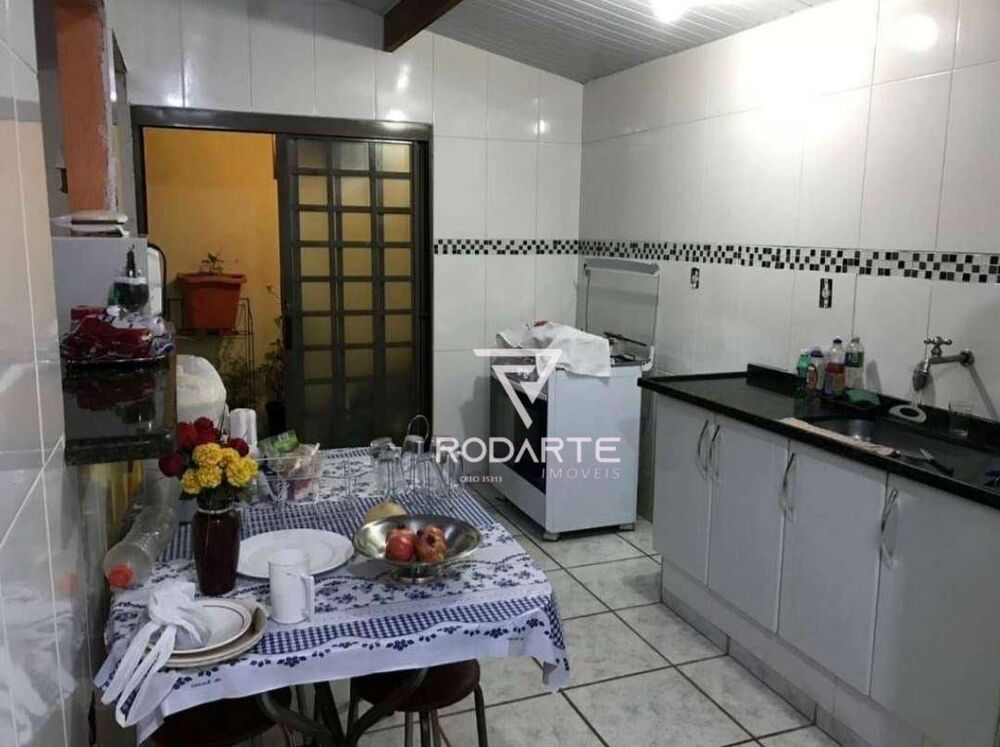 Casa, 4 quartos, 120 m² - Foto 1