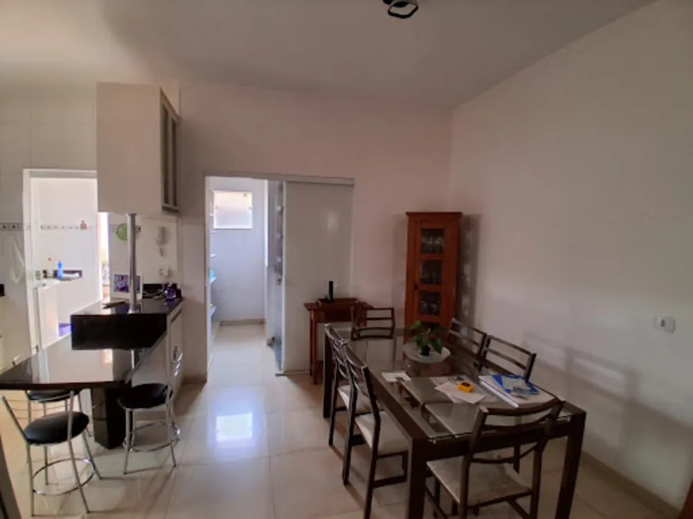 Casa, 3 quartos, 210 m² - Foto 8