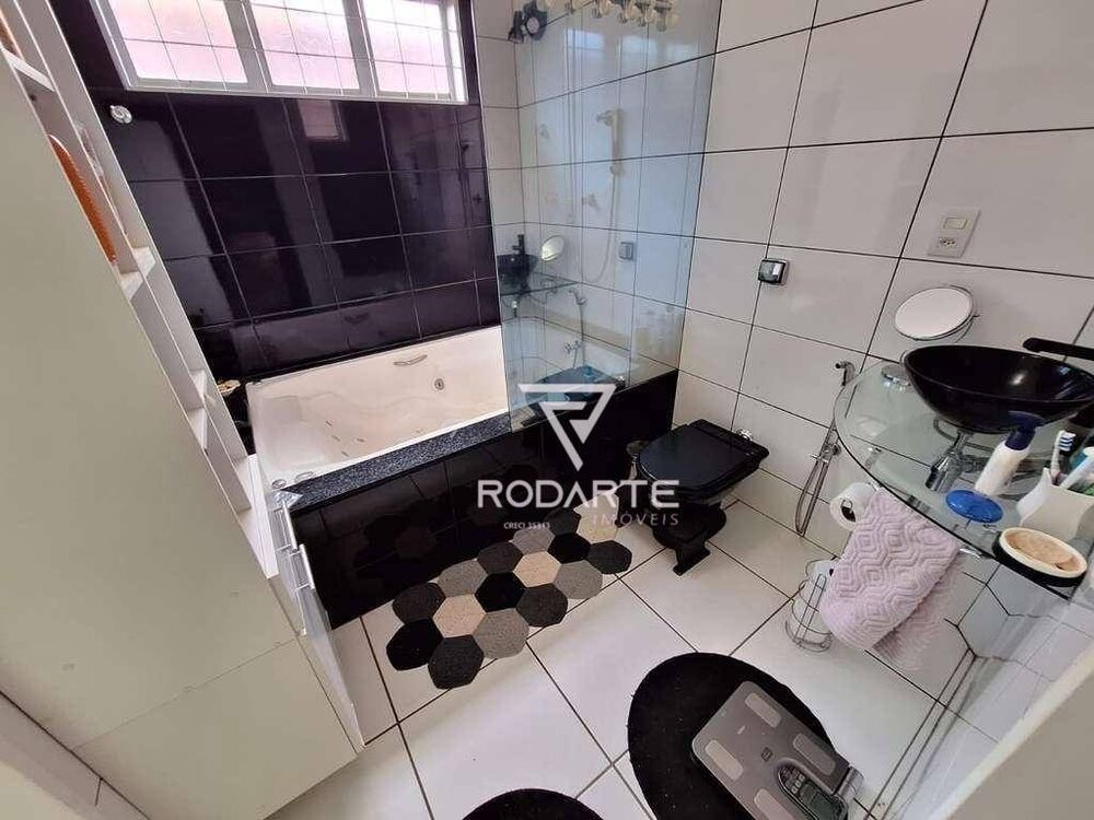 Casa, 2 quartos, 203 m² - Foto 3