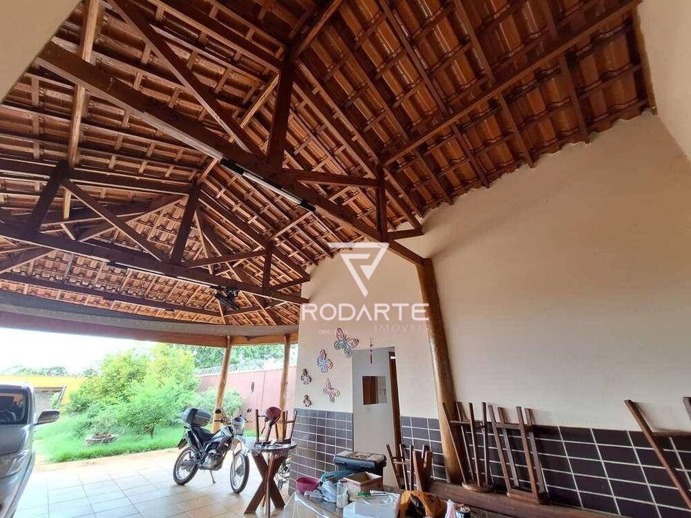Casa, 2 quartos, 203 m² - Foto 1