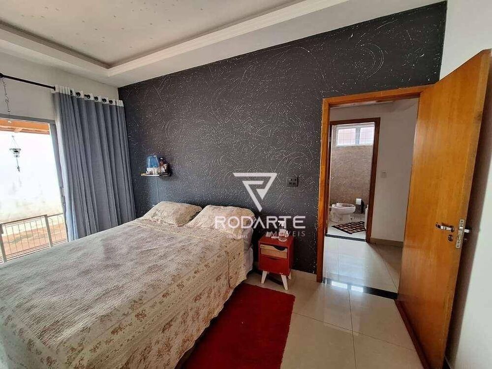 Casa, 2 quartos, 203 m² - Foto 4
