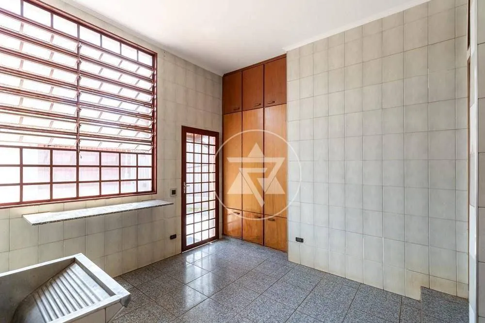 Casa, 4 quartos, 258 m² - Foto 8