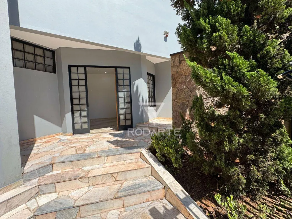Sala-Conjunto, 210 m² - Foto 1