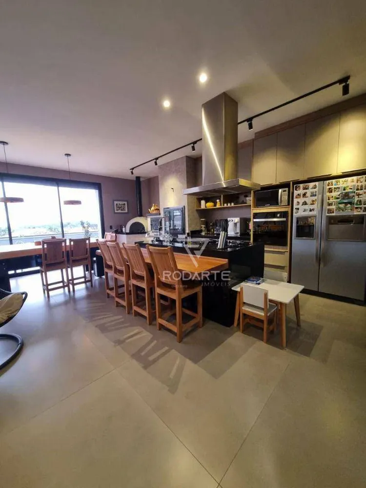 Casa, 3 quartos, 230 m² - Foto 2