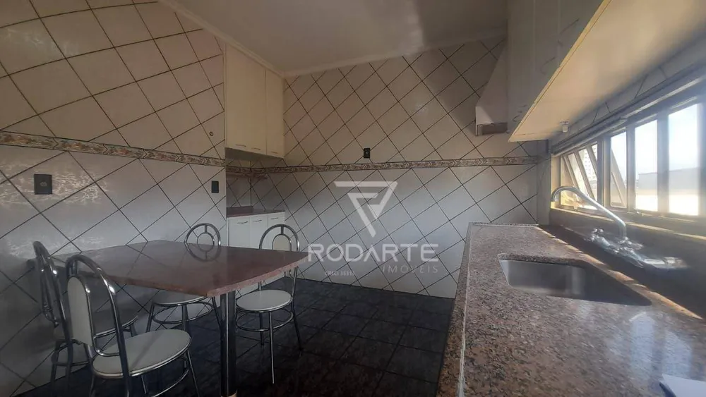 Casa, 3 quartos, 235 m² - Foto 9