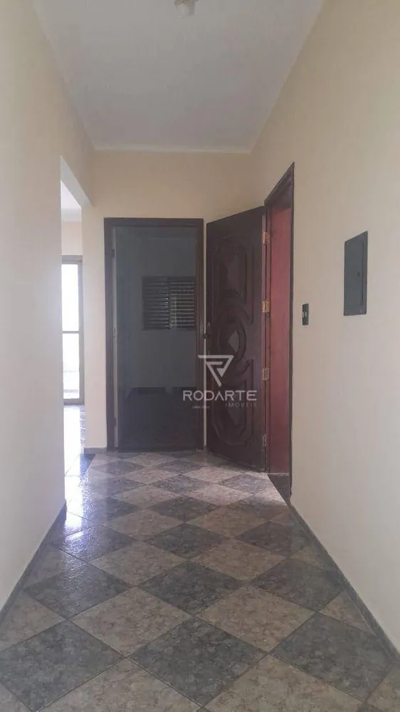 Casa, 3 quartos, 235 m² - Foto 3