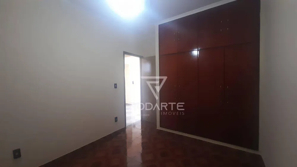 Casa, 3 quartos, 235 m² - Foto 4
